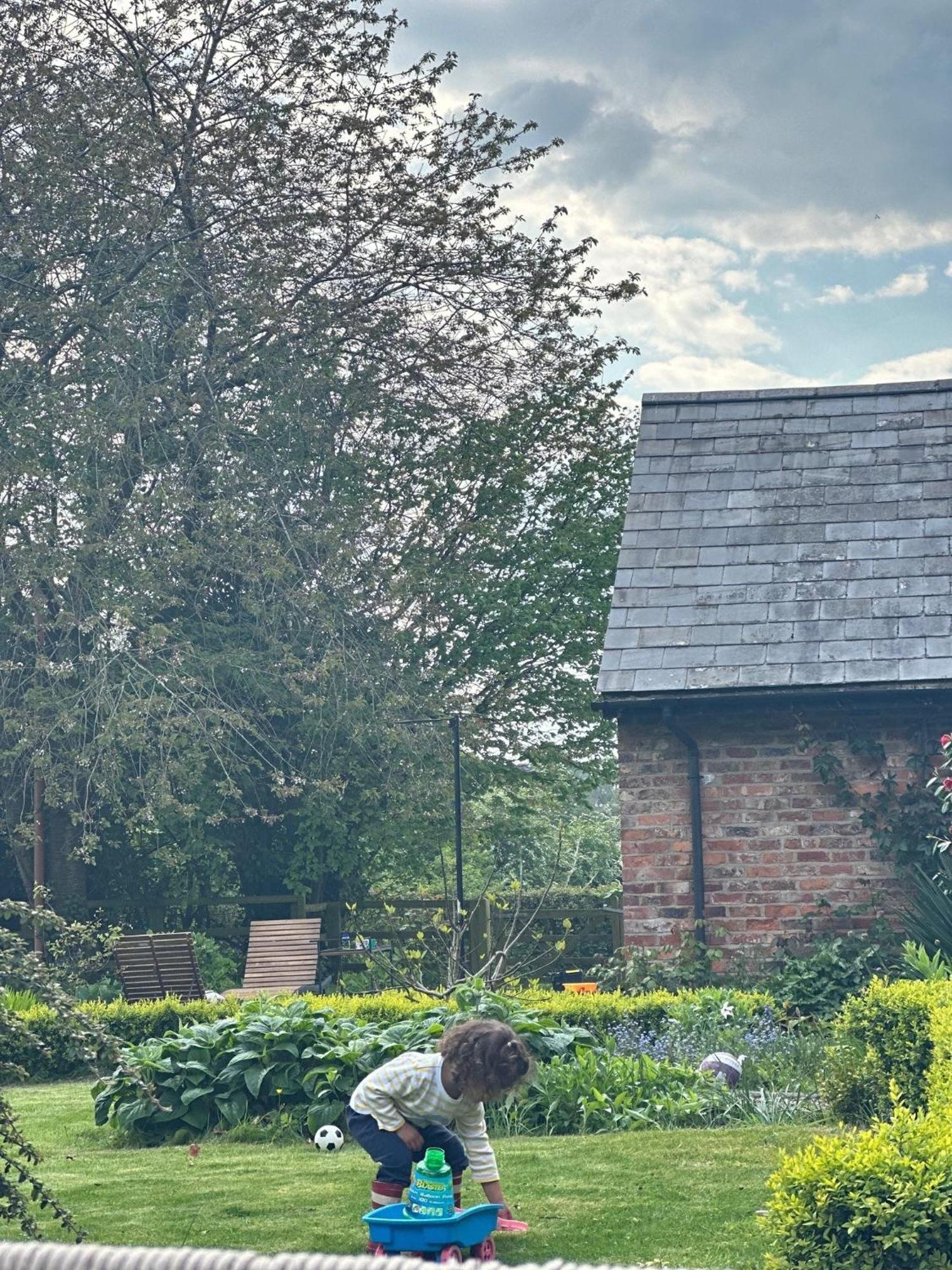 The Guesthouse At Old Vicarage Tarporley Exterior photo